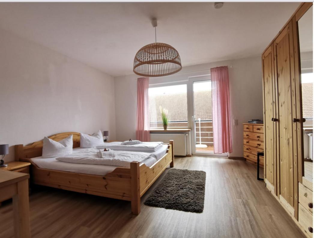 Hotel Wettlaufer Хомберг Екстериор снимка